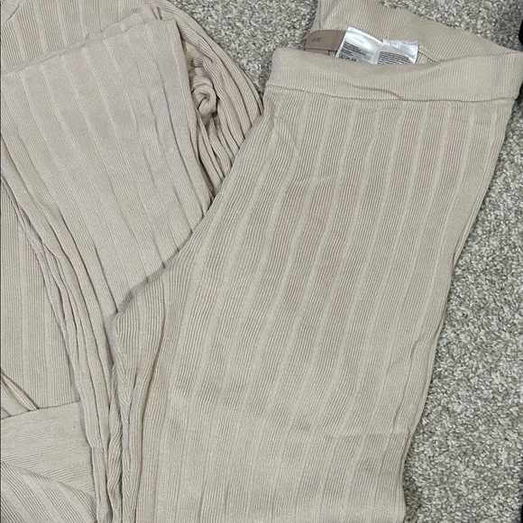 H&M Cream Ribbed Knit Set - Picture 5 of 7